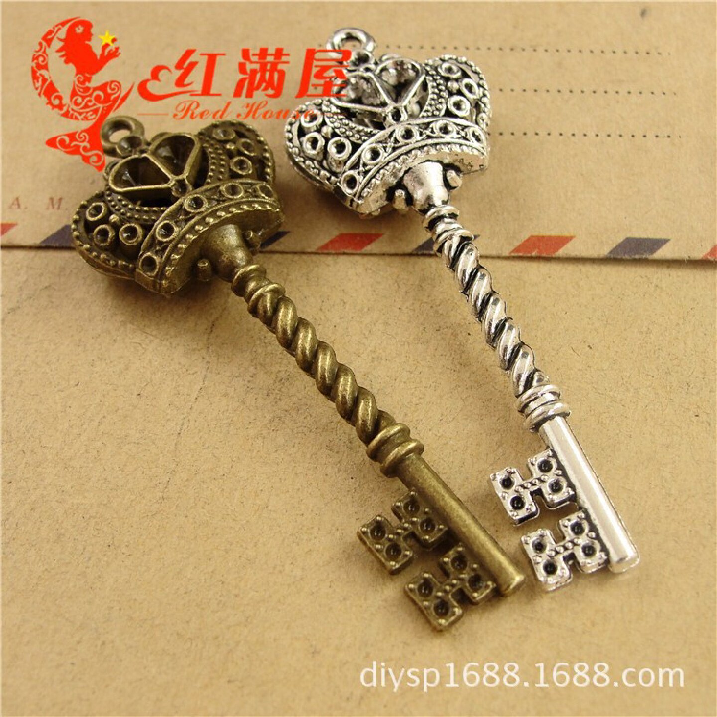 A2660厂家6.8克复古皇冠钥匙配件手工DIY饰品批发30个/包