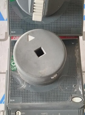 ABBTMAXT2N1603P断路器63A690V5060Hz