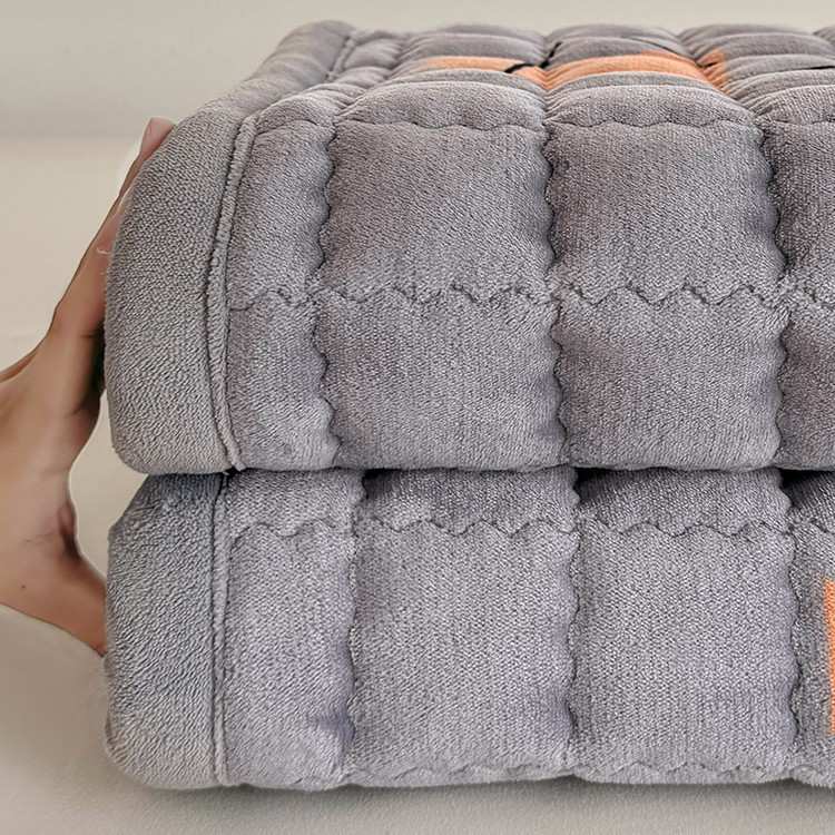冬季盖毯铺床绒学生宿舍毛毯珊瑚子法兰绒毯加厚单人床单床垫牛奶