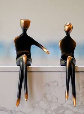 现代简约抽象人物情侣雕塑桌边摆件售楼处客厅家居电视柜玄关装饰