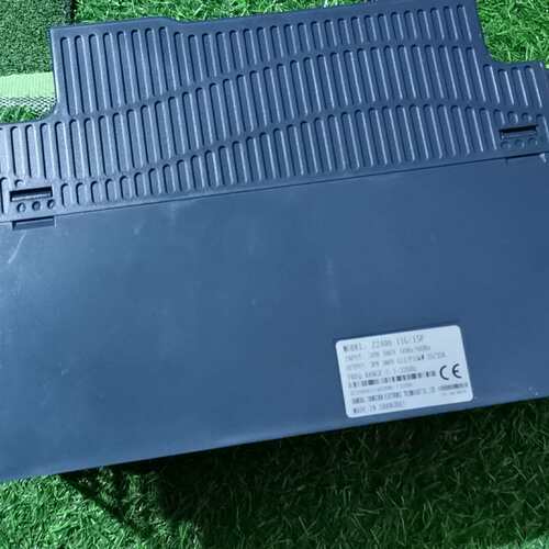 众辰Z2400变频器成色新，380V11/15kw功能正常输