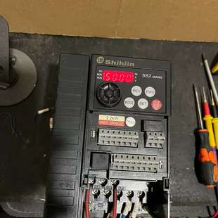 440V 士林变频器SS2 2.2KW 2.2K 043