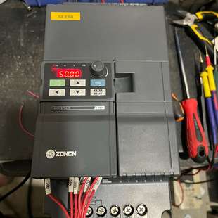 7.5KW 11P 11KW 7R5G 众辰变频器Z2400