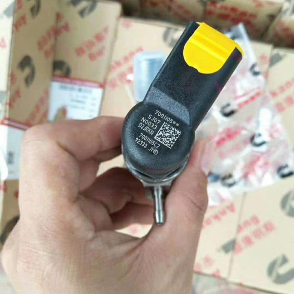 江淮货车配件骏铃V6帅铃H330纳威司达迈斯福3.2喷油器喷油嘴