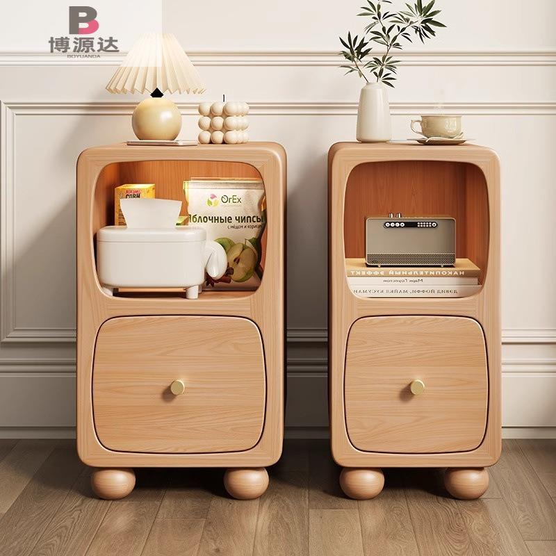 全实木简约夹缝床头柜卧室带灯床边柜现代家用无线充电床头窄柜子