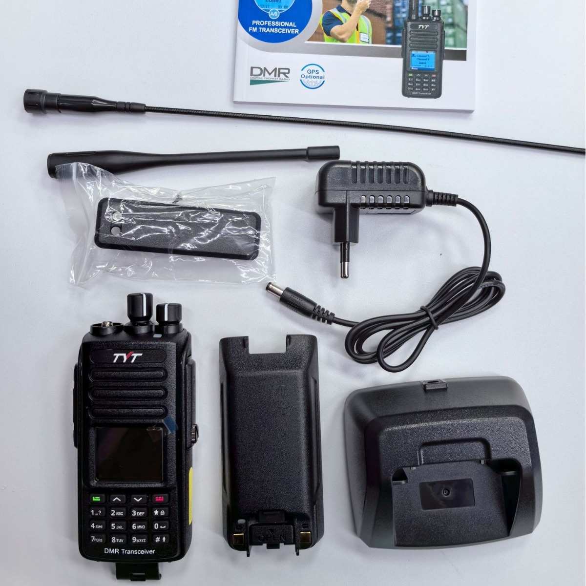 特易通MD-UV390PLUS数字对讲机10W加密AES256防水定位DMR大功率