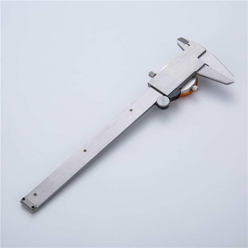 厂家供应上工带表卡尺0-150/200/300mm不锈钢防震带表防震设计