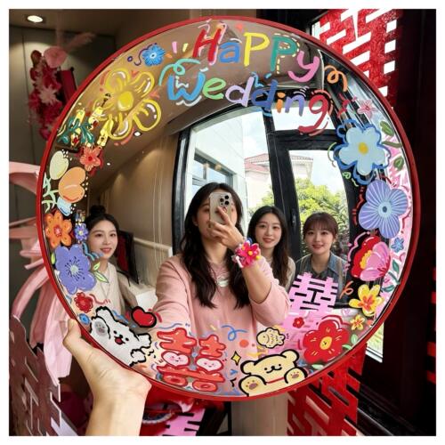 结婚订婚拍照DIY哈哈镜广角镜多巴胺彩绘外景拍照装饰幼儿园道具