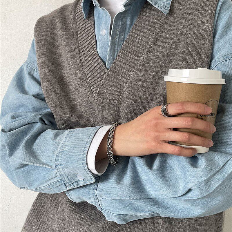 SF/春秋新品韩风简约气质款V领毛衣背心男士宽松薄款针织马甲潮