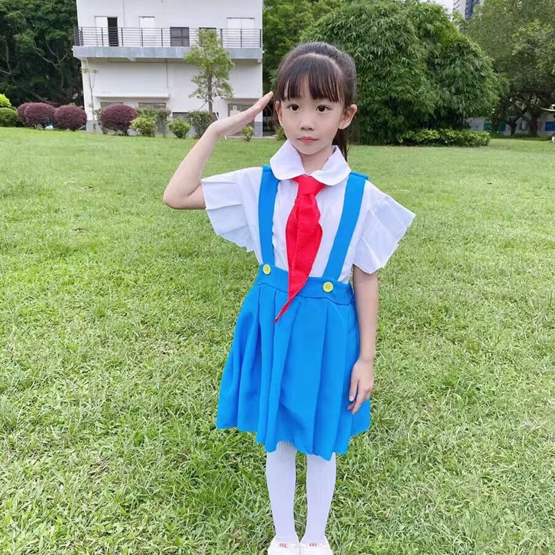 六一儿童少先队员演出舞蹈服少儿诗歌朗诵小学生红领巾大合唱表演