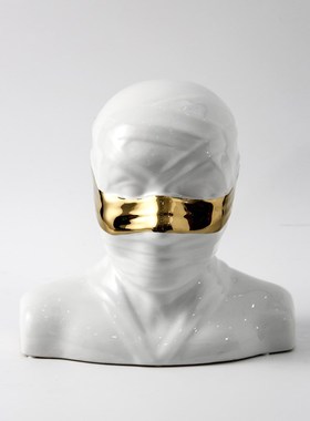 现代轻奢陶瓷人像摆件黑色白色人脸花器装饰品人物摆设客厅电视柜