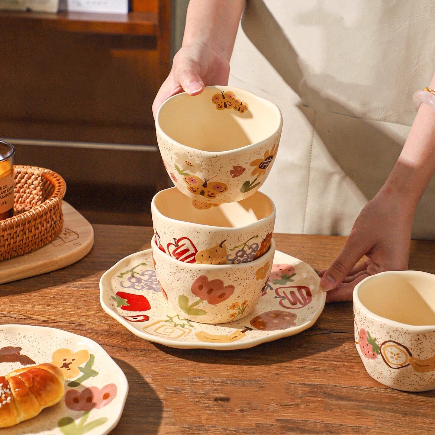 手绘陶瓷碗盘套装水果涂鸦餐具瓷盘子精致乔迁礼物生日礼品伴手礼