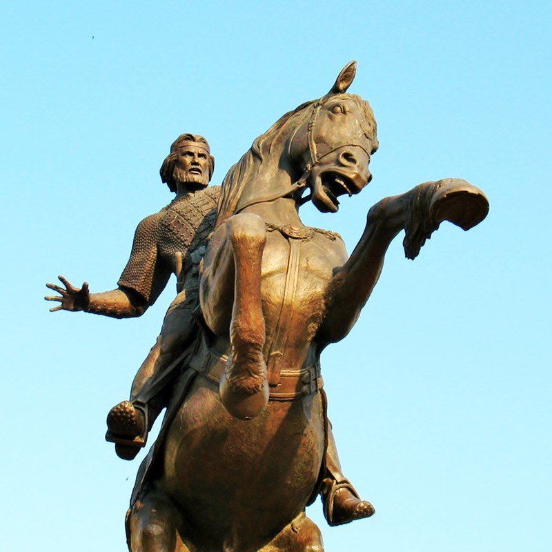 骑马雕塑景区动物玻璃钢铸铜场景古代人物大型石材名人雕像定制