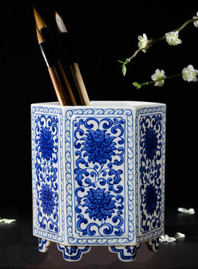 景德镇陶瓷笔筒高档仿古手绘青花瓷镶器书房收纳毛笔画笔乾隆年制