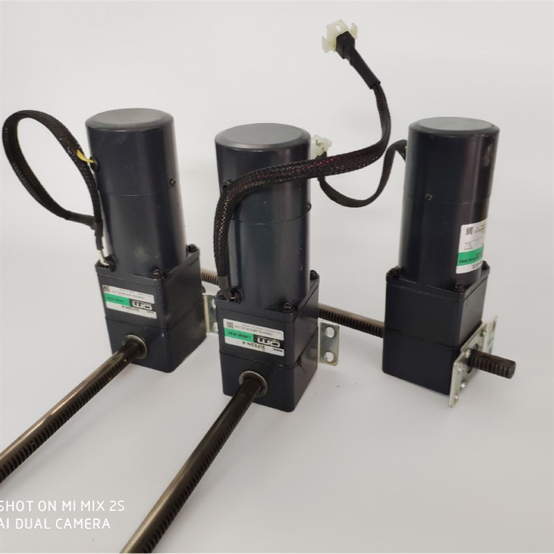 原装正品OM日本东方6W直线垂直推杆刹车减速机BM206412 2LF25N4