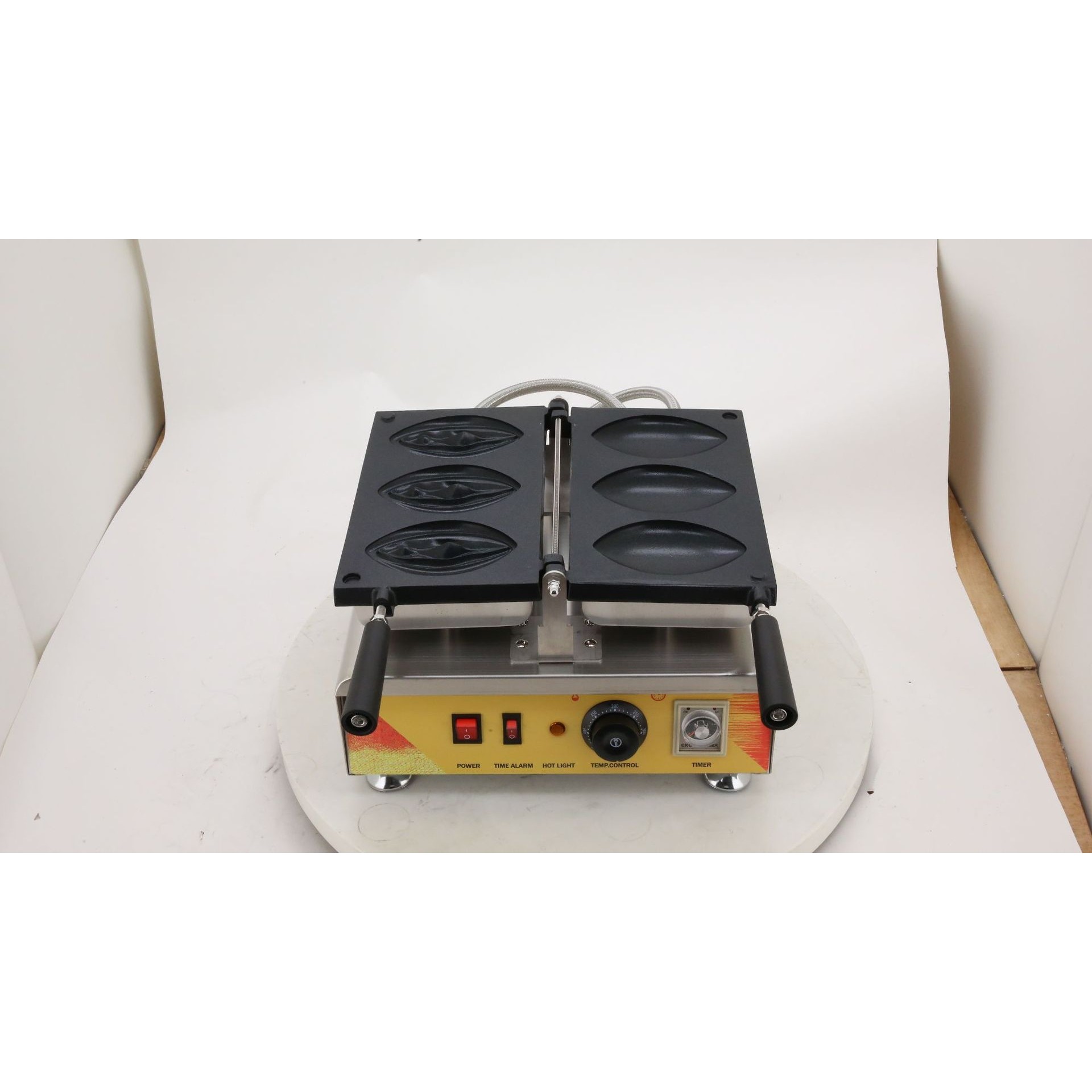 华夫饼机  电热烤饼机 冰淇淋糕点 烘培小吃设备 电饼档