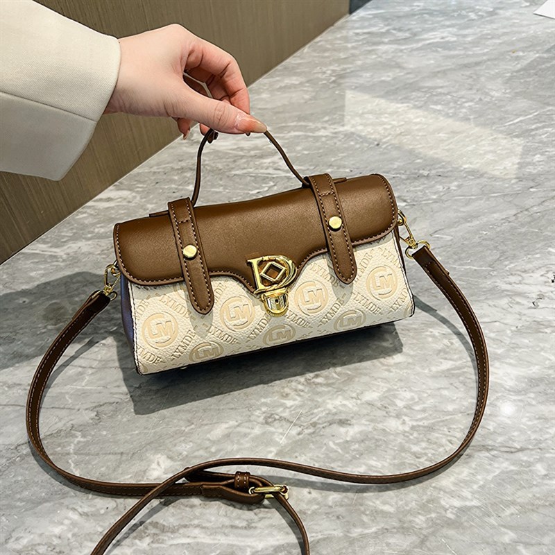 高级感小众小包包女2023新款潮时尚手提法棍包百搭休闲单肩斜挎包