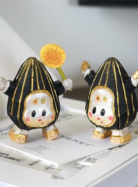 瓜子娃娃手工木雕小摆件公仔可爱木质雕刻治愈系卡通书桌装饰品