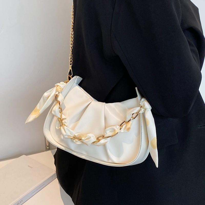 好货小清新韩版包包女2025新款时尚斜挎包小众百搭链条褶皱云朵腋