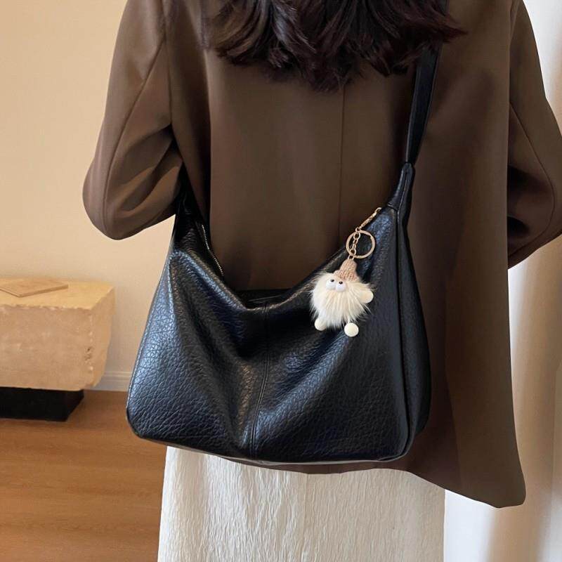 好货高级感洋气软皮质感斜挎包女大容量2025新款休闲百搭通勤单肩