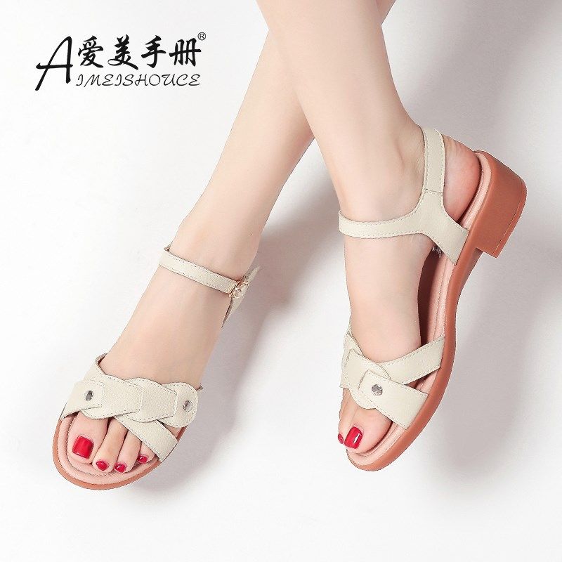 一字带凉鞋女平底鞋中跟妈妈鞋百搭粗跟大码女凉鞋白色夏季女鞋软,女鞋,一字带凉鞋,淘宝优惠券,粉丝福利购,淘宝优惠卷