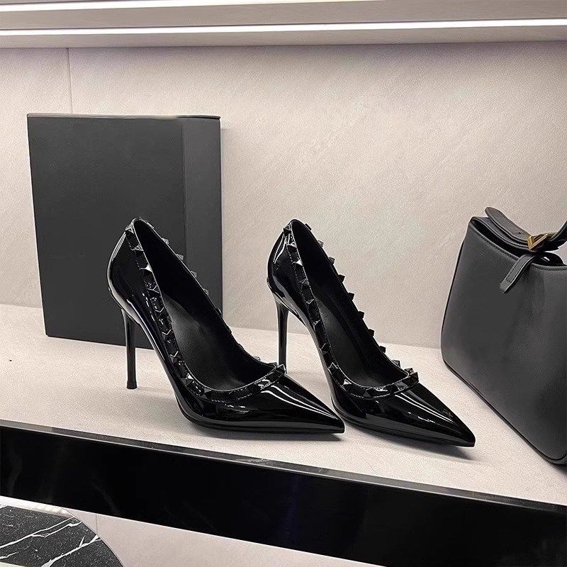 铆钉黑色超高跟鞋女2024年春秋新款尖头浅口细跟法式气质职业单鞋,女鞋,浅口单鞋,淘宝优惠券,粉丝福利购,淘宝优惠卷