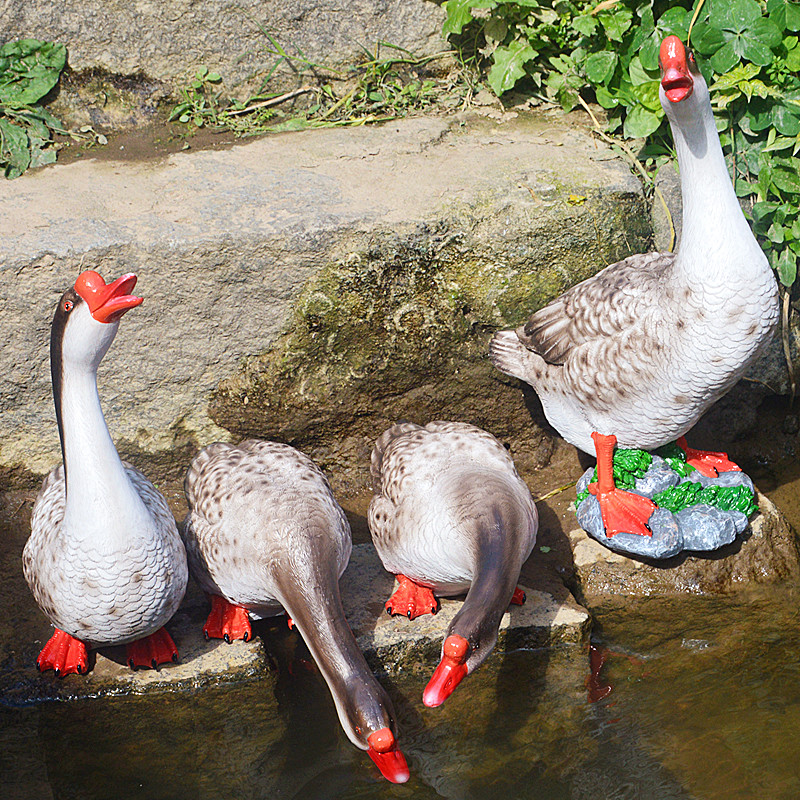仿真民宿客栈设田园风庭院花园动物摆件鹅水池吸喝水大白鸭子