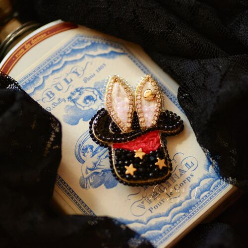 亲爱的依a伊 魔术师的小兔法式刺绣珠绣手工胸针发夹材料包成品DI