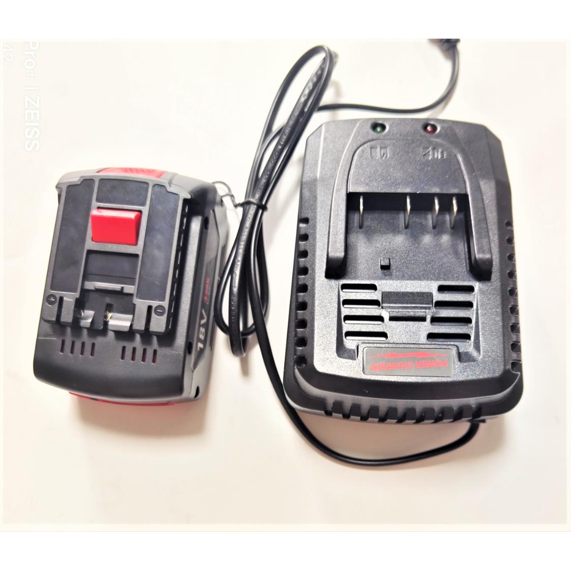 欧堡OUBAO 20V充电钻电锤角磨机冲击扳手锂电池座充电器勃克斯