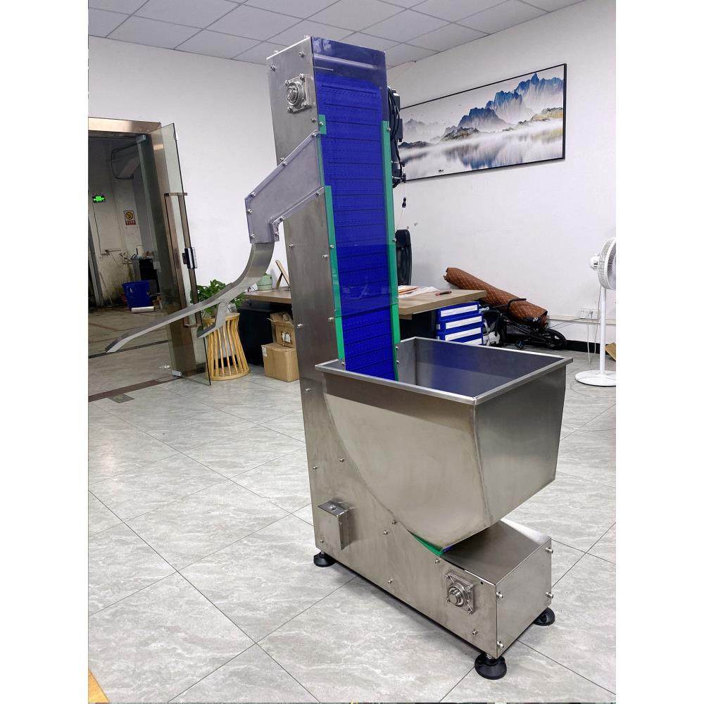 振动盘提升上料机自动理料输送机瓶盖颗粒挡板输送带料仓式爬坡机