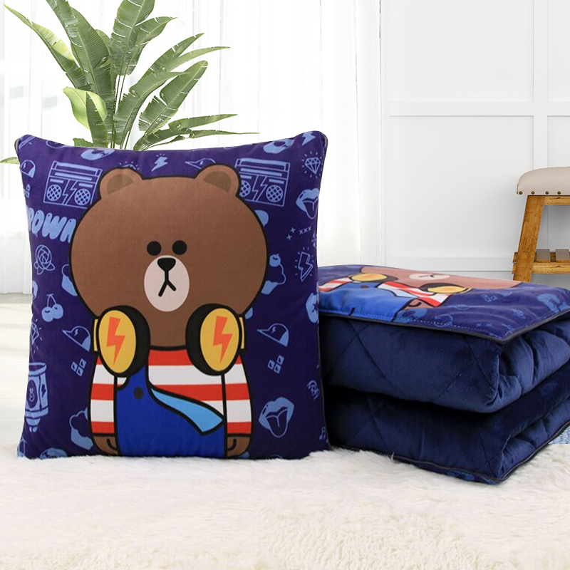 珊瑚绒抱枕被子两用午睡加厚毯子抱枕折叠汽车车载多功能枕头被子