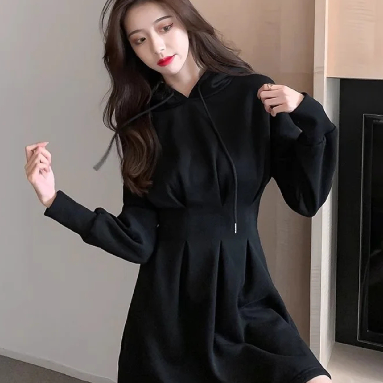 高级感超好看的卫衣连衣裙女2025秋冬新款卫衣半身裙宽松版小个子