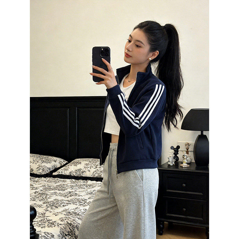 运动风立领拉链短外套女春秋修身显瘦小个子条纹夹克藏青色上衣潮