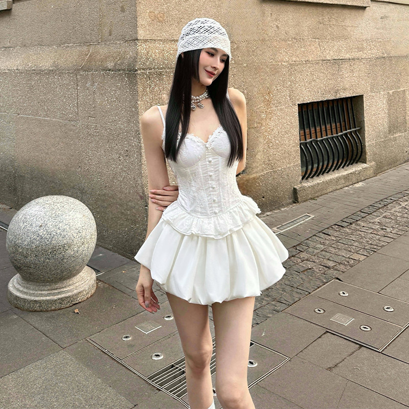 超好看花苞半身裙女2026新款高级感气质辣妹性感赫本风蓬蓬半身裙