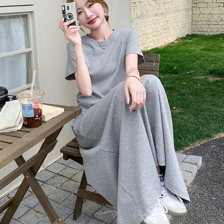 风凉夏灰色韩版时尚套装通勤慵懒风2026新款气质半身裙减龄短袖裙