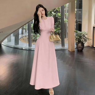粉色长袖连衣裙赫本风高级感2025春秋冬礼服裙收腰显瘦气质感长裙