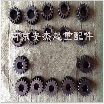 LDA驱动装置电机连接小齿轮葫芦跑车变速20分米30m/min变速箱麻棱