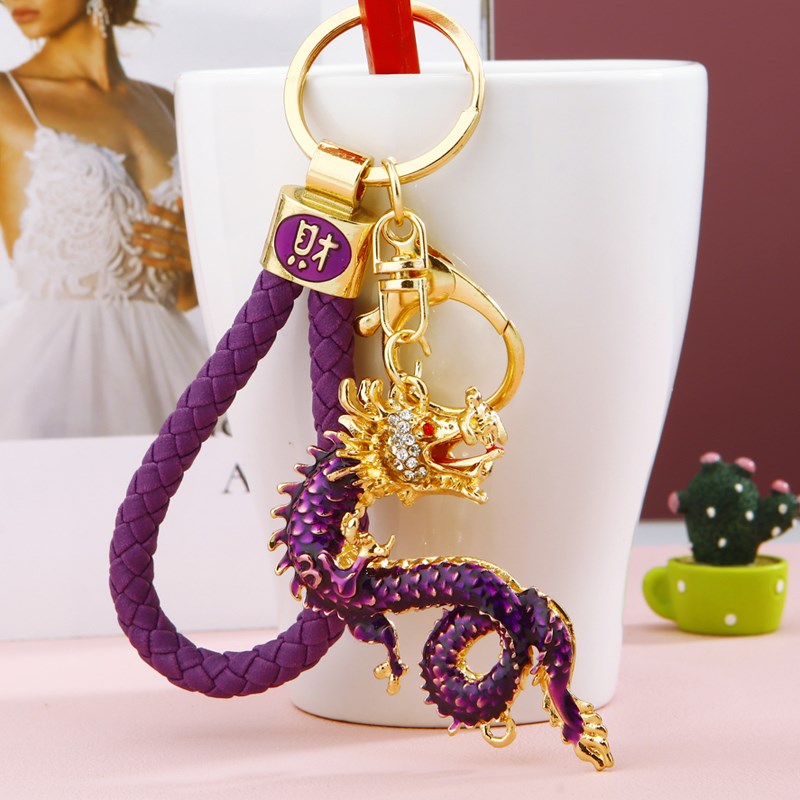 中国风招财镶钻十二生肖龙汽车钥匙扣女本命年可爱包包挂件钥匙链