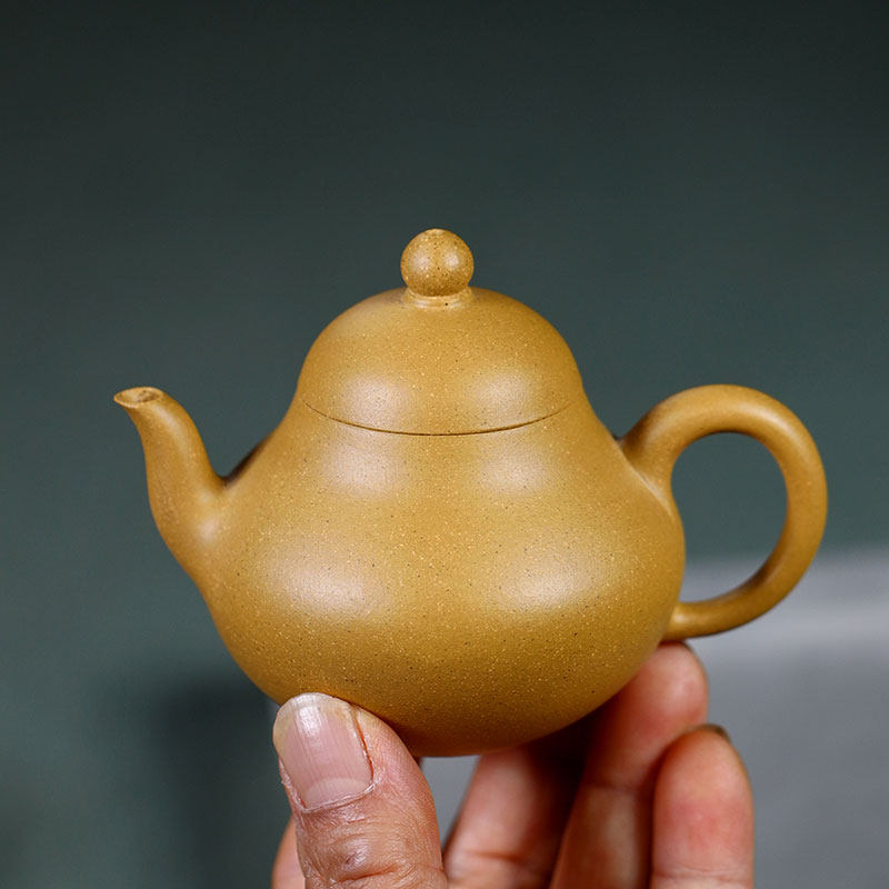 宜兴小容量紫砂壶名家纯手工原矿黄金段泥小梨形壶110cc单壶茶具
