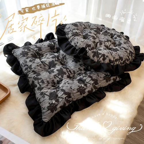 复古风法式坐垫抱枕腰靠圆方形花边黑色卧室沙发车内高级轻奢感