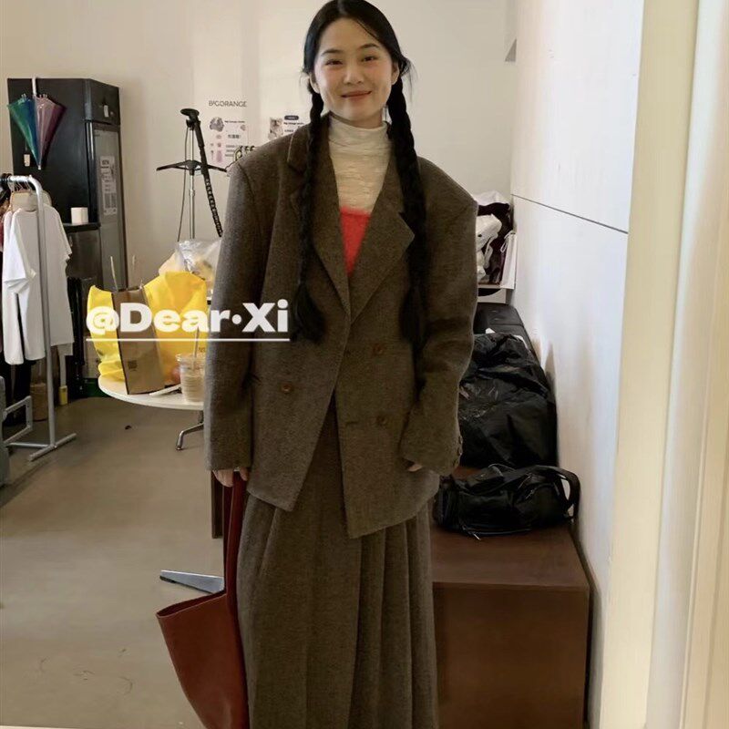 日了个韩宽松复古中长款加棉毛呢西装外套+高腰百褶半身裙套装