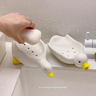 陶瓷可爱鸭子肥皂盒沥水家用卫生间洗澡香皂盒台面皂碟置物架摆件
