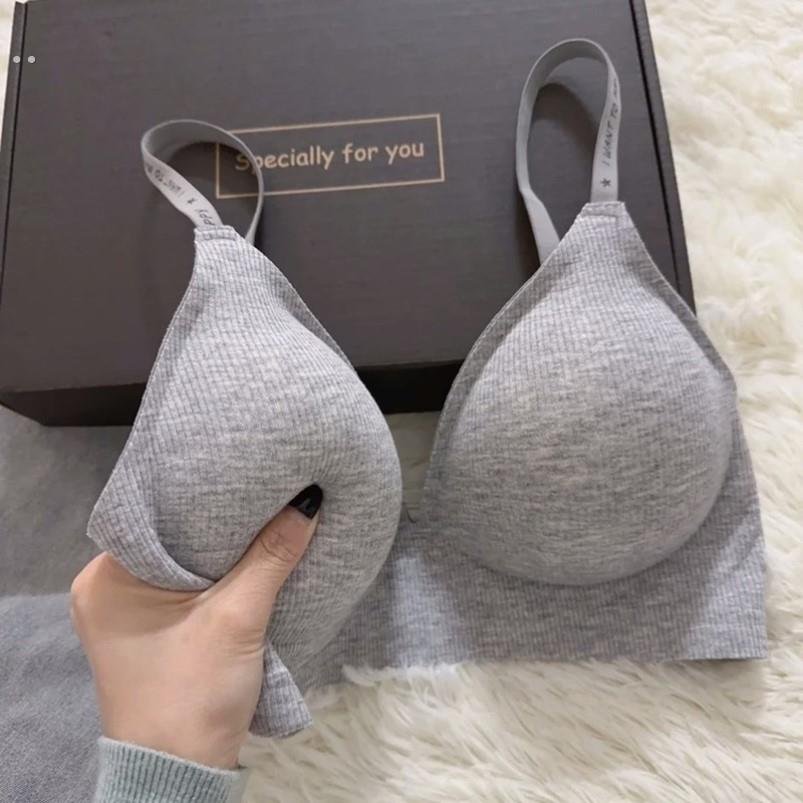 慵懒风无钢圈文胸聚拢舒适小胸内衣女简约深V字母无痕胸罩夏