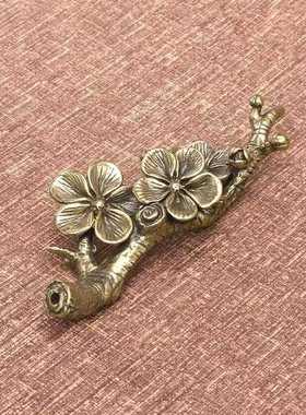 直销新款回流实心黄铜创意梅花香插复古包浆梅花树枝笔架铜艺小摆