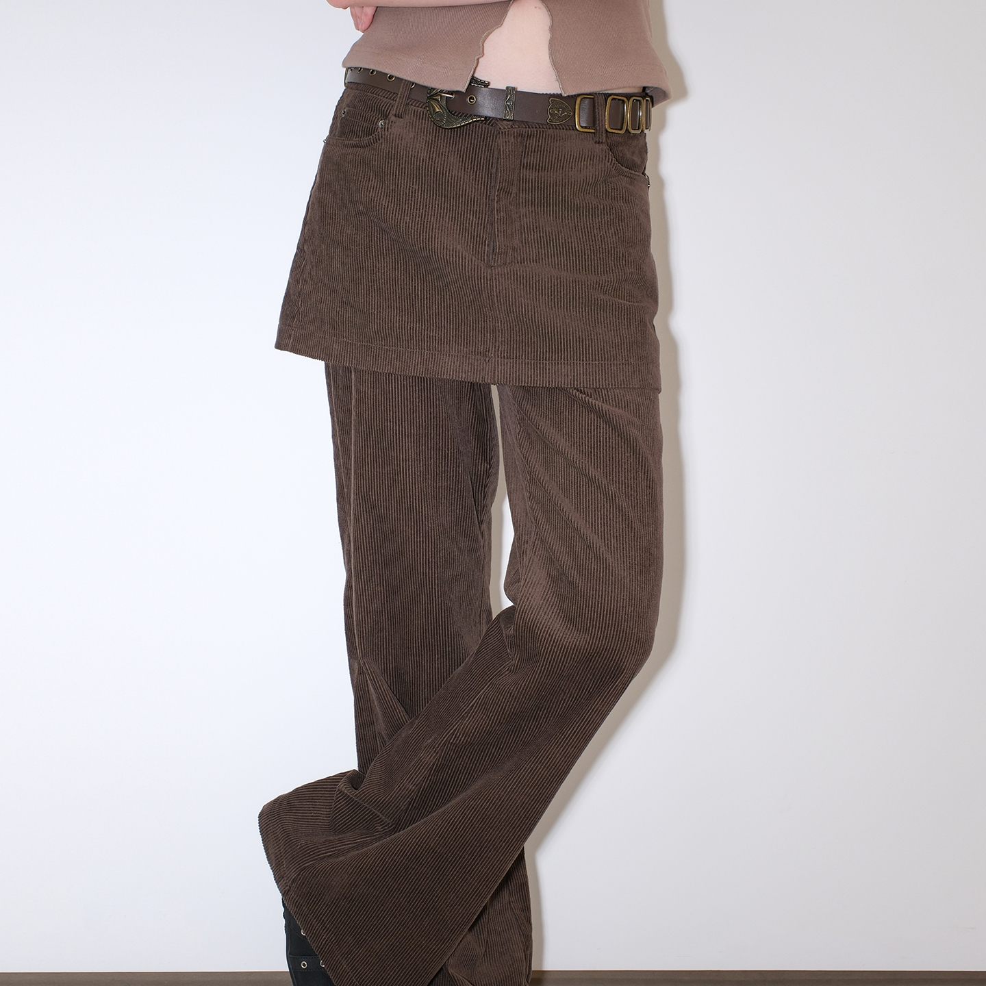 离森腰部假两件短裤设计直筒微喇的裤型灯芯绒长裤