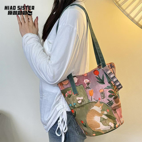 油画沙发猫猫斜挎包女款水桶包包女式2025新款单肩日常通勤百搭夏