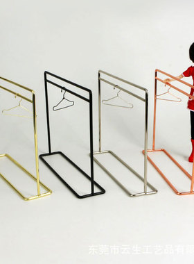 拉布布labubu挂衣架BJD娃娃玩具家具小布挂衣铁架怪高金属衣柜