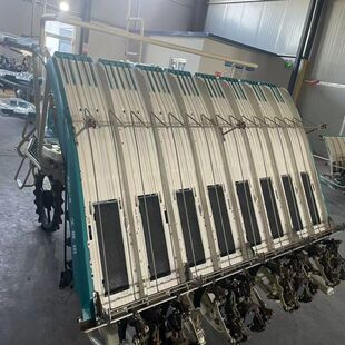 农用乘坐式六行八行高速水稻插秧机 自走式育秧盘插苗机