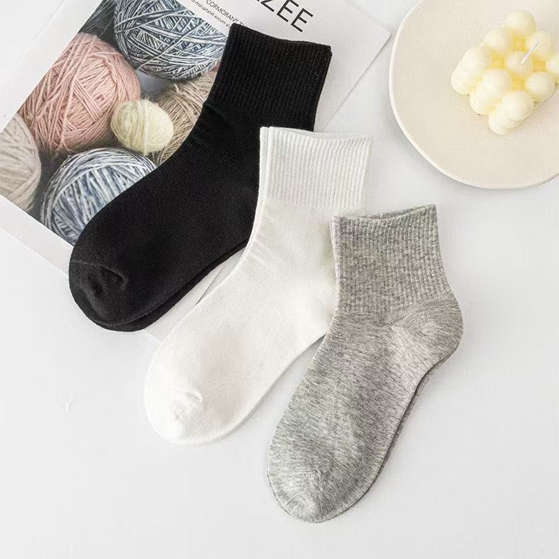 袜子男款春秋季中筒纯棉透气抗菌