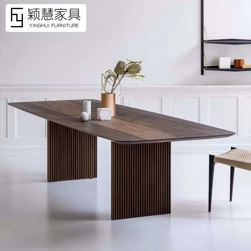 北欧纯实木家用餐桌轻奢饭桌原木长桌松木长方形创意设计师办公桌
